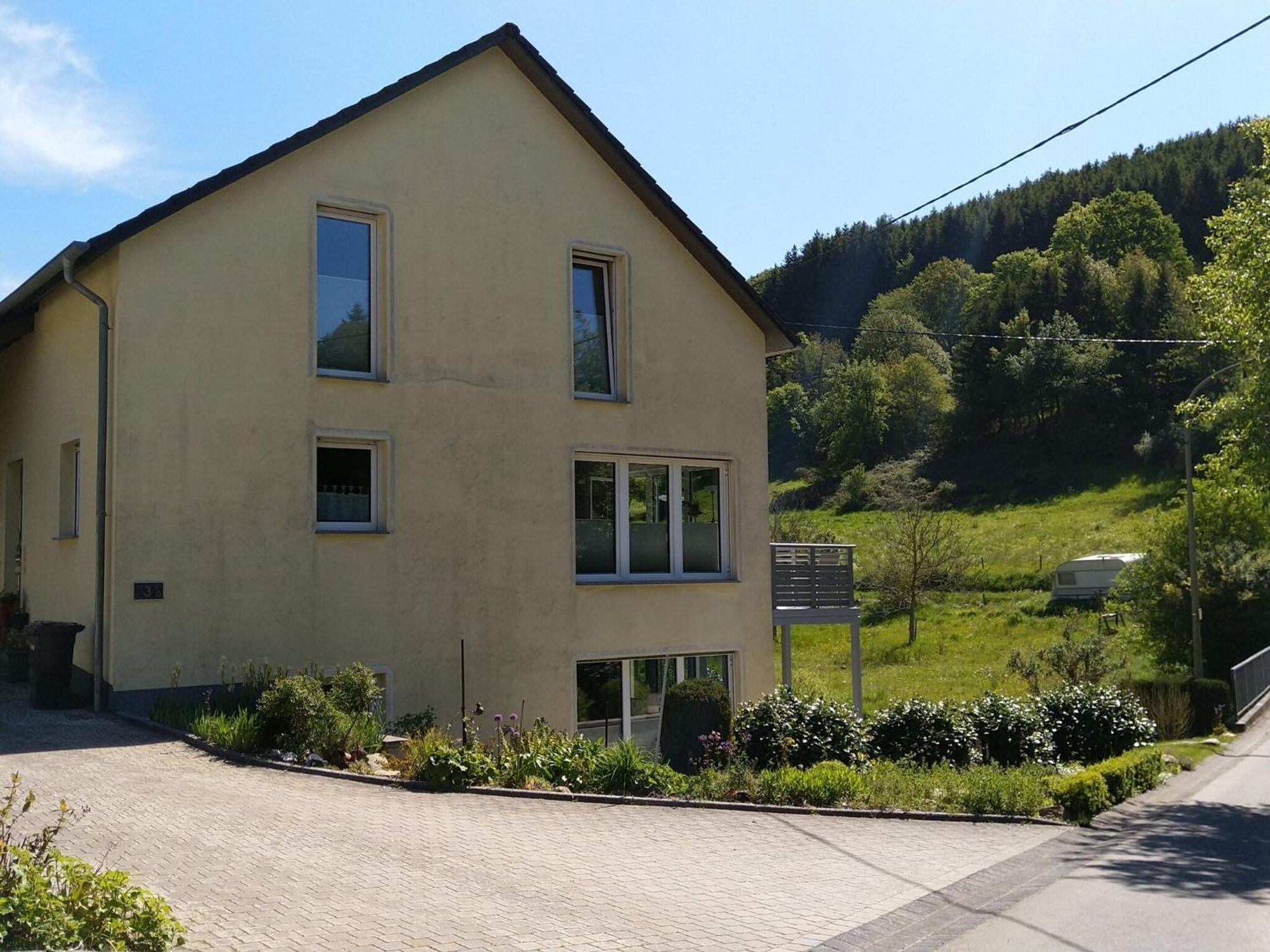 Apartment With Terrace And View Merschbach Exterior photo